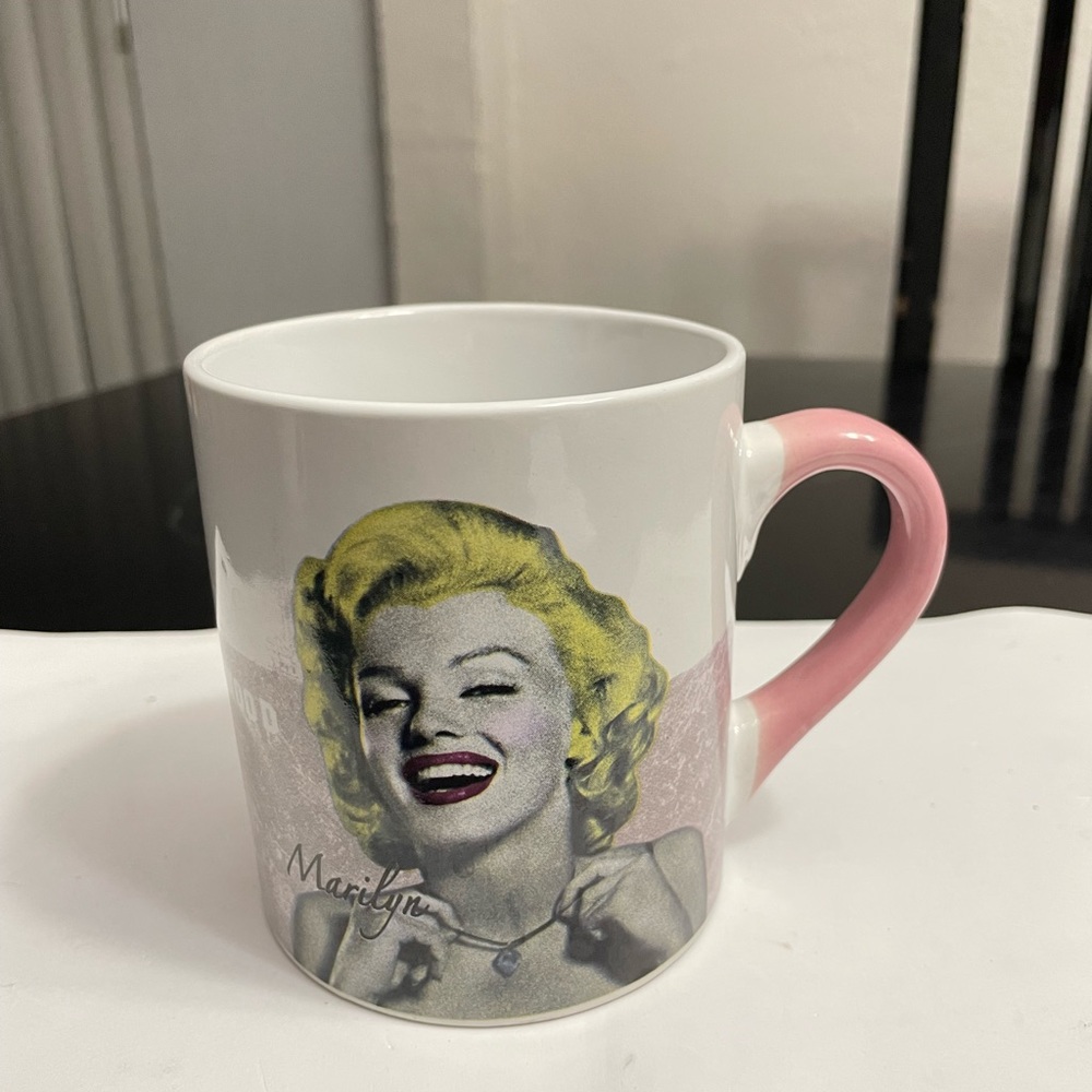 Radio Days Marilyn Monroe mug